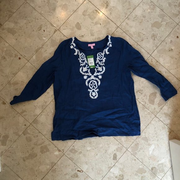 Lilly Pulitzer Amelia Island Tunic - Picture 1 of 2
